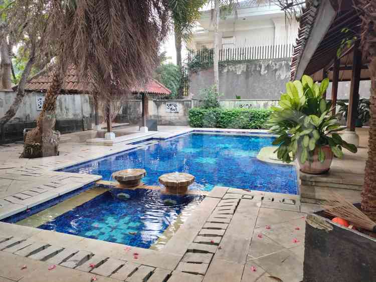 590 sqm, 5 BR house for sale in Jl Metro Raya, Pondok Indah 16