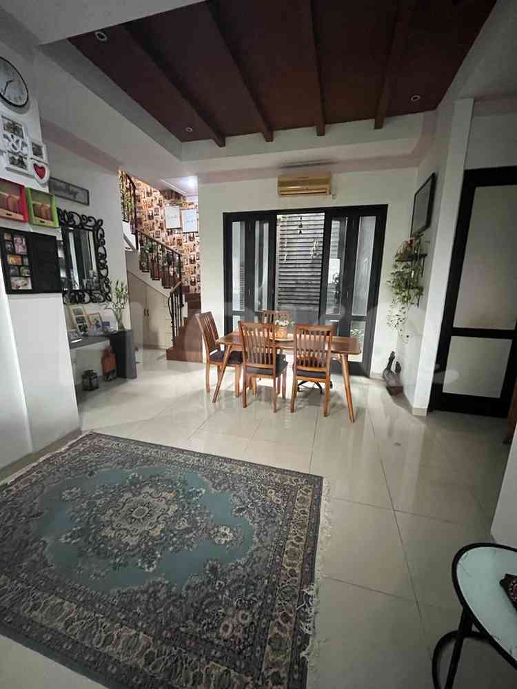 220 sqm, 4 BR house for sale in Ampera, Cilandak 5