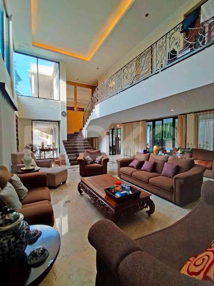 Dijual Rumah 4 BR, Luas 650 m2 di Jeruk Purut, Cilandak 2