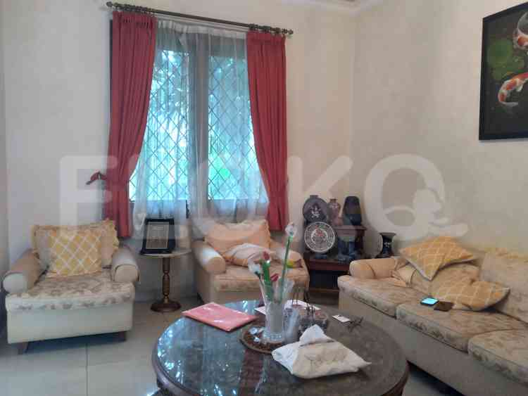 Dijual Rumah 4 BR, Luas 300 m2 di Jalan gandaria 8 nomor 14 , Gandaria 2