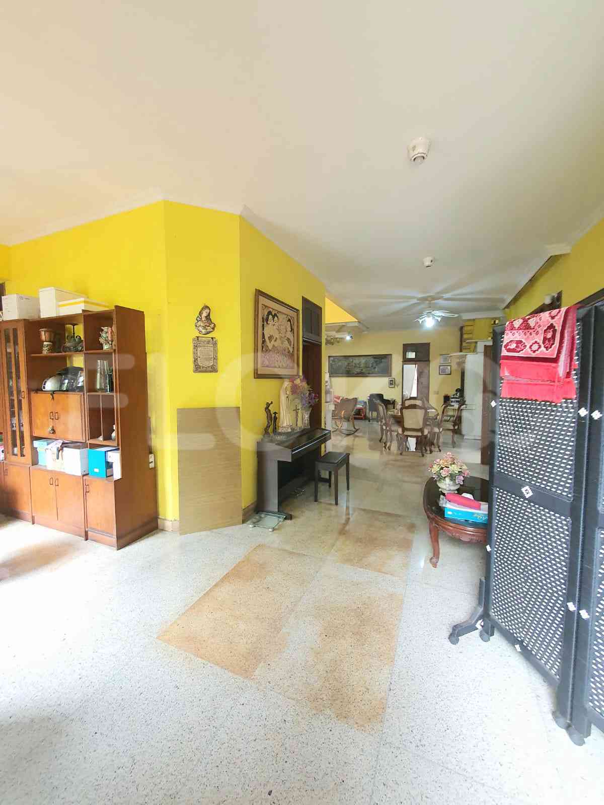 Dijual Rumah 4 BR, Luas 300 m2 di Gandaria, Kebayoran Baru, Gandaria 10