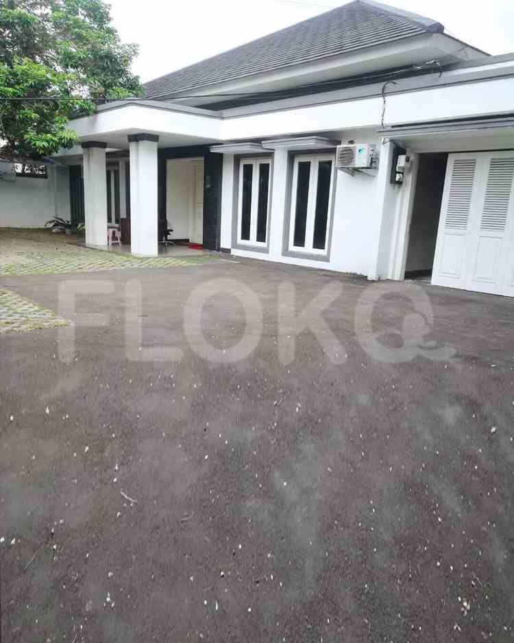 325 sqm, 3 BR house for sale in Jl Bangka, Kemang 1