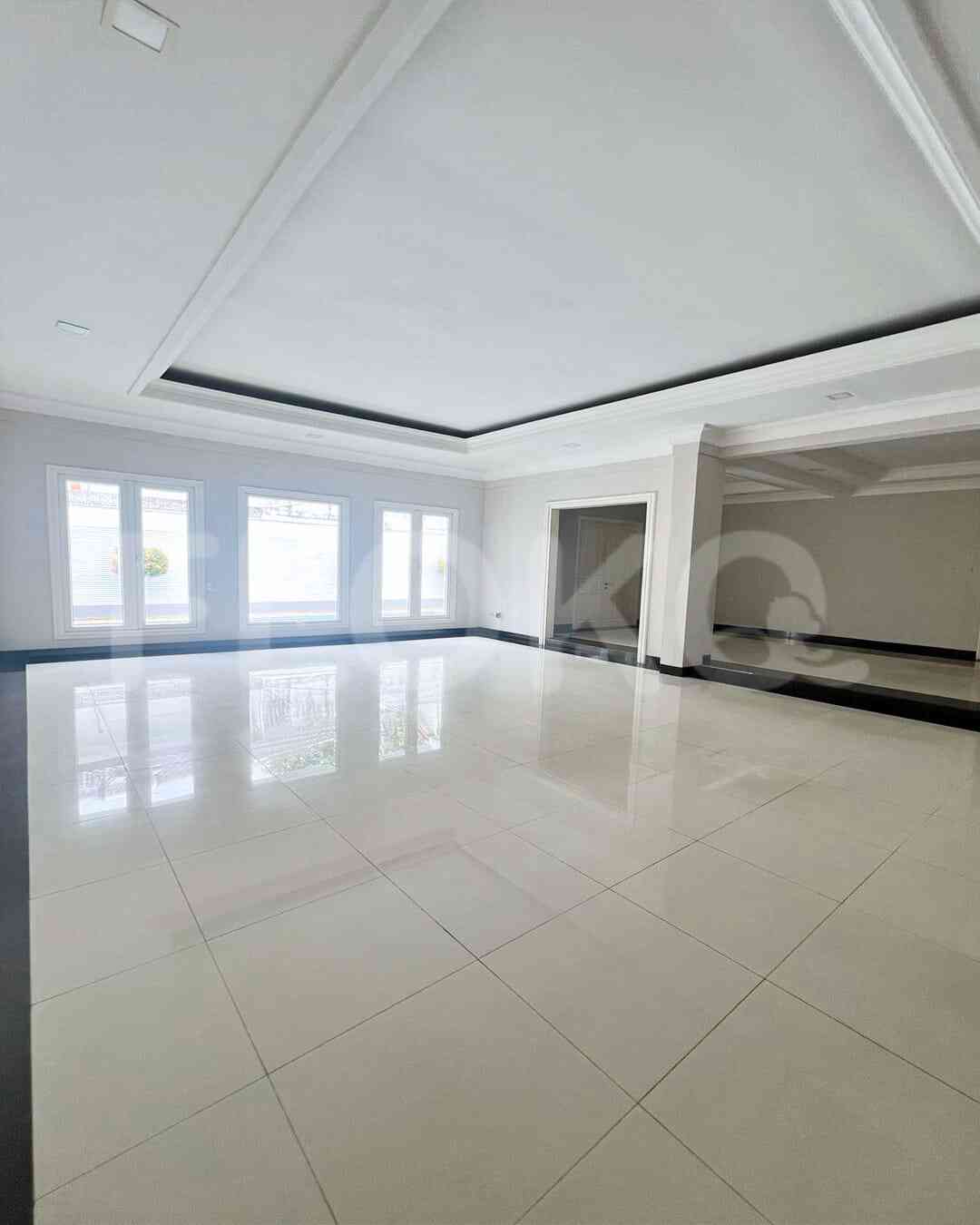 325 sqm, 3 BR house for sale in Jl Bangka, Kemang 3