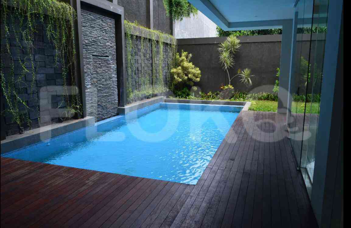 Dijual Rumah 4 BR, Luas 465 m2 di Kemang, Kemang 8