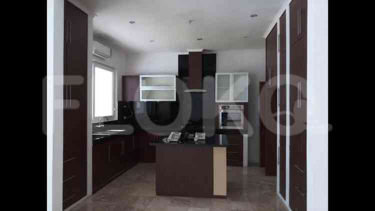 Dijual Rumah 3 BR, Luas 600 m2 di Kemang, Kemang 8