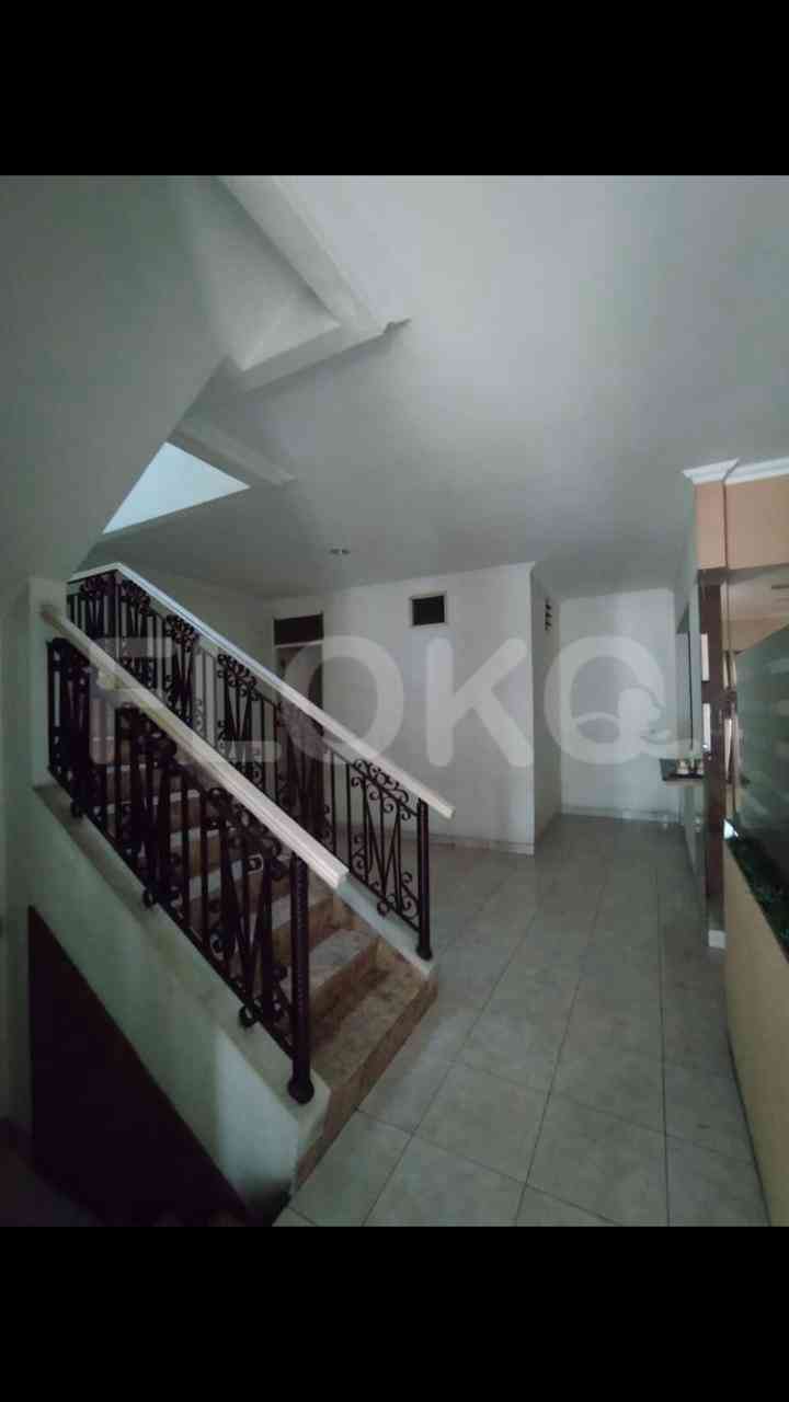 120 sqm, 3 BR house for sale in Daan Mogot Barat, Daan Mogot 5