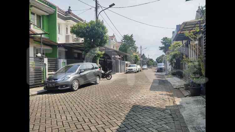 120 sqm, 3 BR house for sale in Daan Mogot Barat, Daan Mogot 2