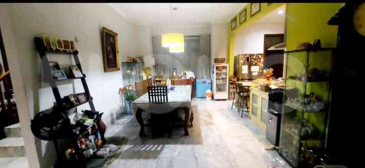 Dijual Rumah 5 BR, Luas 350 m2 di Kemang Timur, Kemang 10