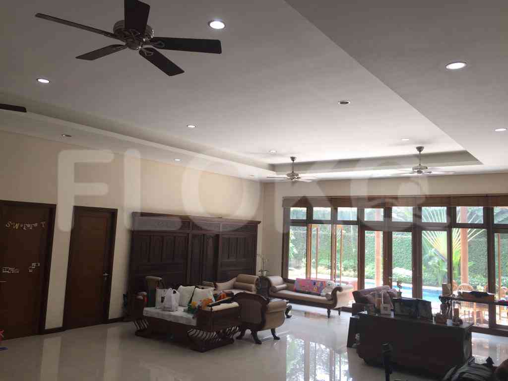 Dijual Rumah 4 BR, Luas 1090 m2 di Jl. Pekayon 1, Pasar Minggu 3