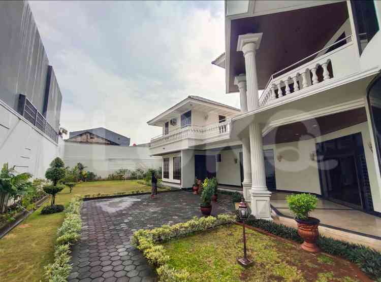 Dijual Rumah 5 BR, Luas 800 m2 di Kemanggisan, Kemanggisan 2