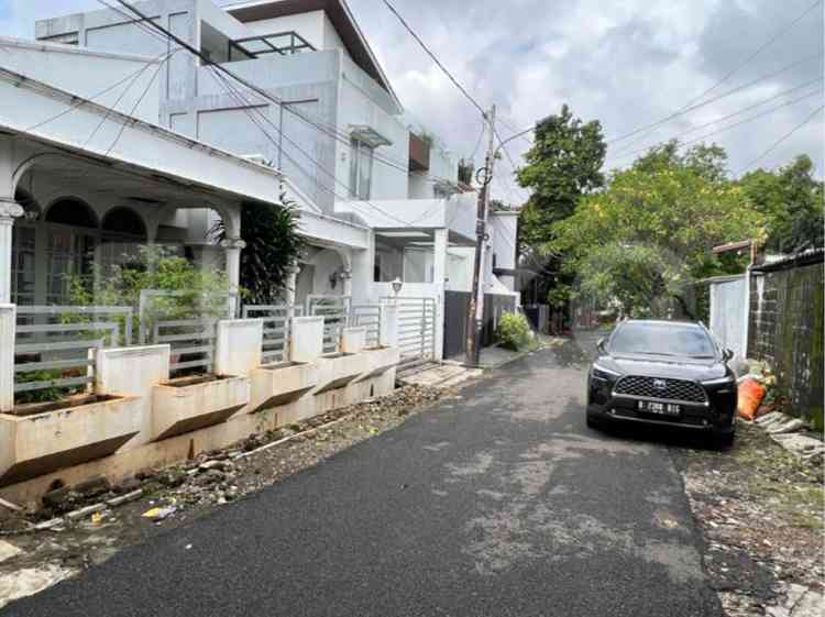 221 sqm, 3 BR house for sale in Kemanggisan , Kemanggisan 2