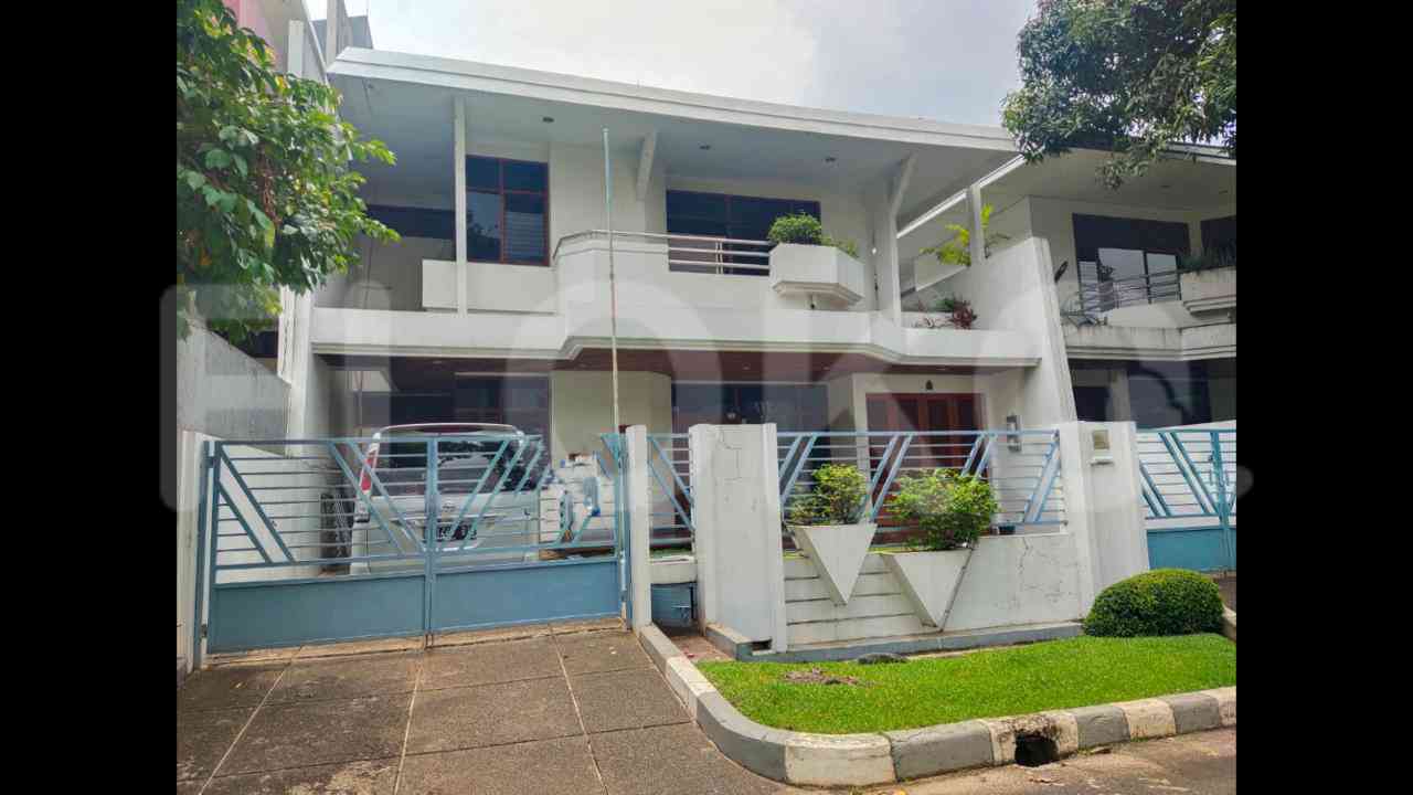 Dijual Rumah 5 BR, Luas 375 m2 di Intercon, Kebon Jeruk 2