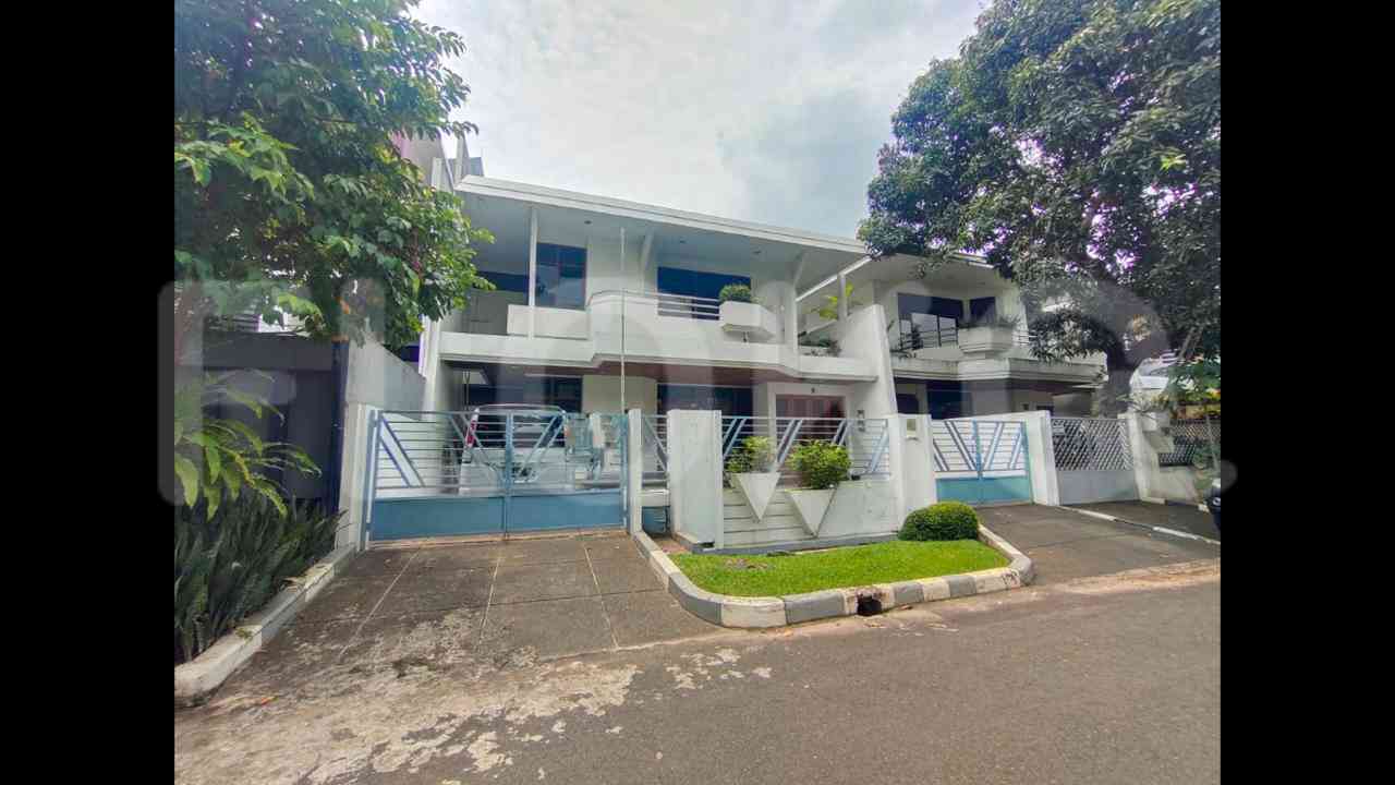 Dijual Rumah 5 BR, Luas 375 m2 di Intercon, Kebon Jeruk 1