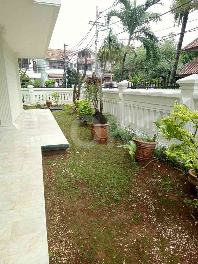 Disewakan Rumah 5 BR, Luas 550 m2 di Pondok Indah, Pondok Indah 6