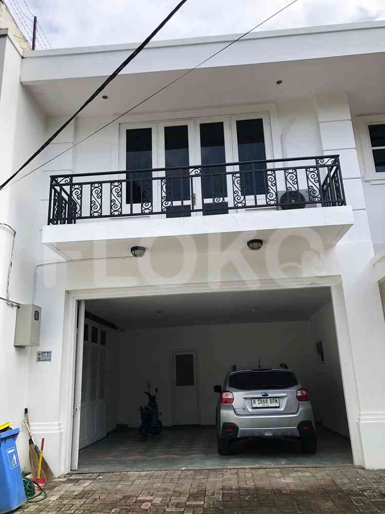 420 sqm, 4 BR house for rent in jl Bambu kuning no 3b kemang, Kemang 2