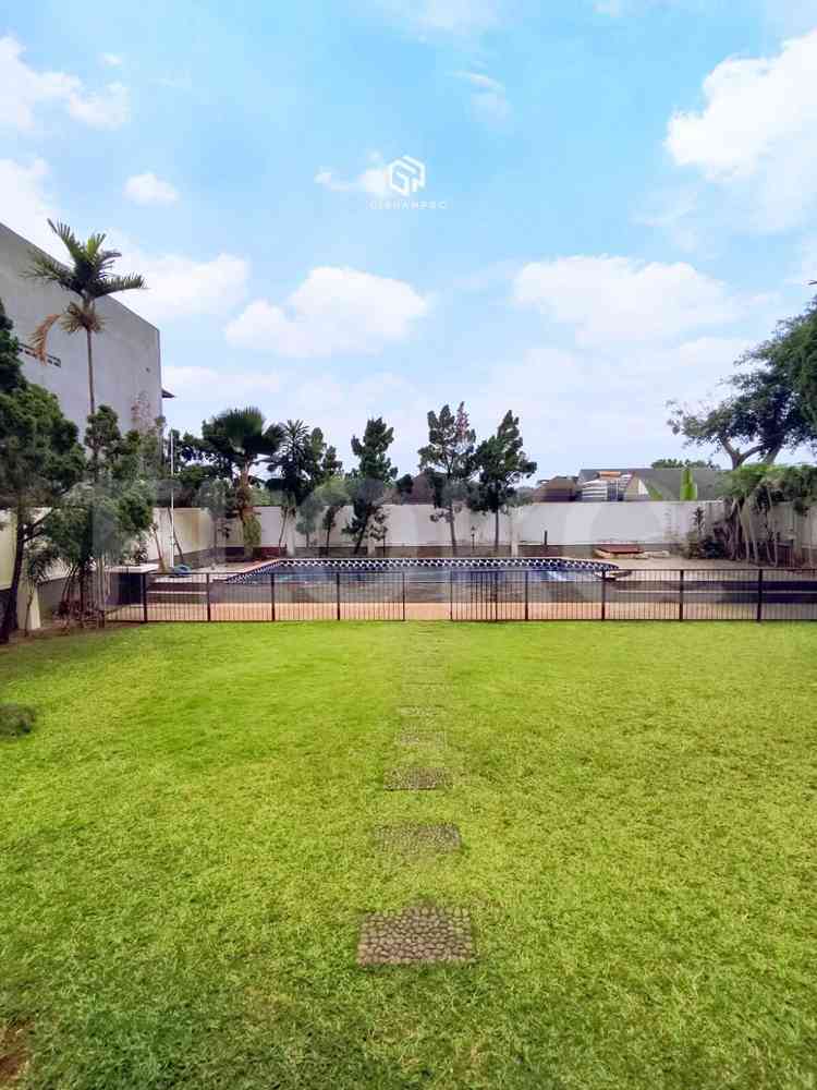 Disewakan Rumah 4 BR, Luas 350 m2 di Kemang, Kemang 20