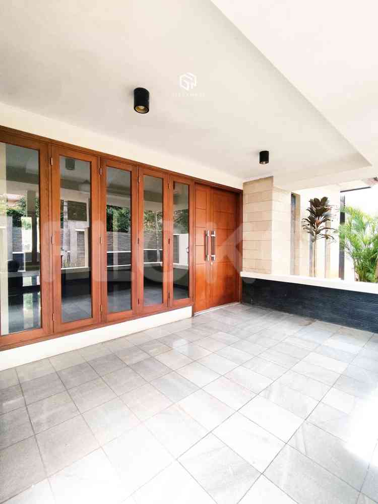 Disewakan Rumah 4 BR, Luas 350 m2 di Kemang, Kemang 4