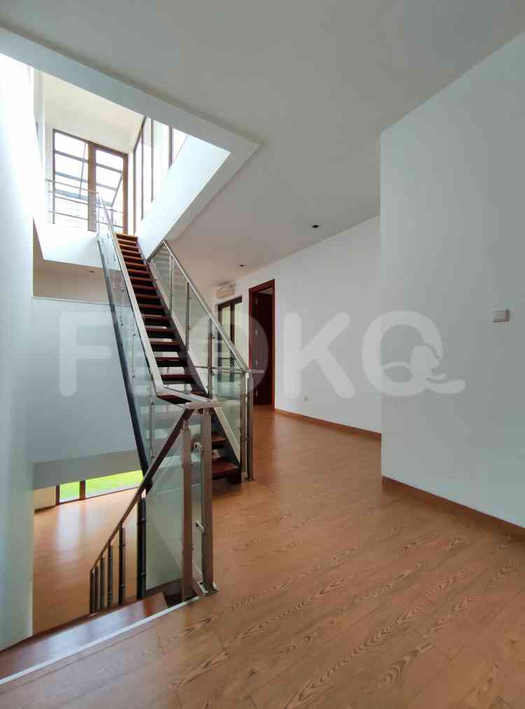 Disewakan Rumah 4 BR, Luas 600 m2 di Kemang, Kemang 2