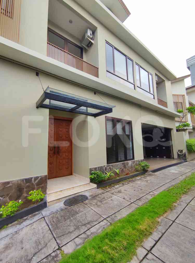 600 sqm, 4 BR house for rent in Kemang, Kemang 1