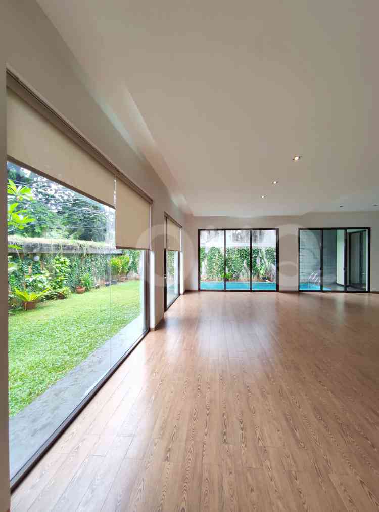 Disewakan Rumah 4 BR, Luas 600 m2 di Kemang, Kemang 5