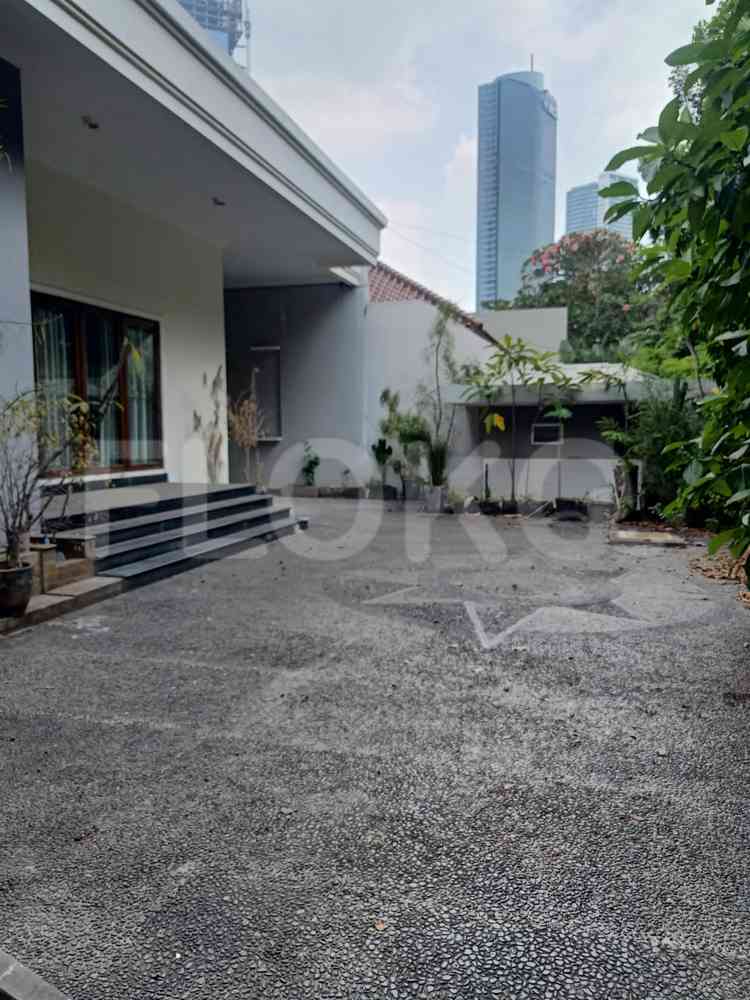 1000 sqm, 7 BR house for rent in Menteng, Menteng 2