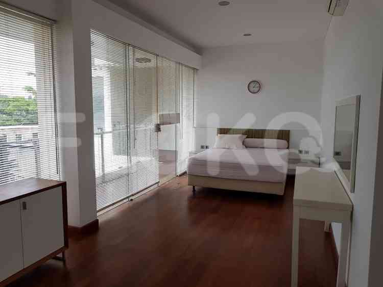 Disewakan Rumah 3 BR, Luas 200 m2 di Kemang Timur, Kemang 6