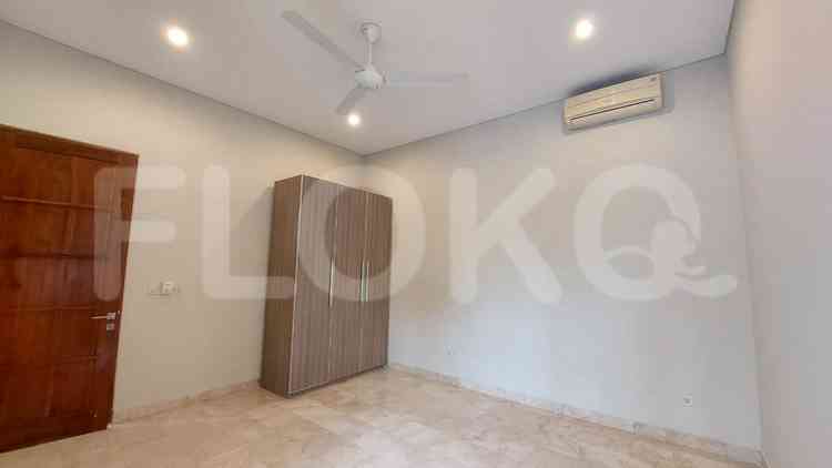 Disewakan Rumah 4 BR, Luas 480 m2 di Kemang, Kemang 11