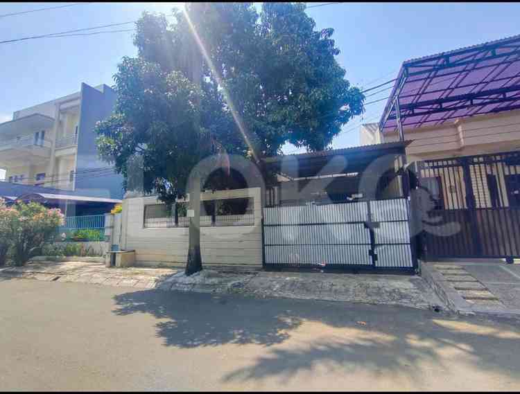 200 sqm, 3 BR house for sale in Citra Garden 5, Daan Mogot 1