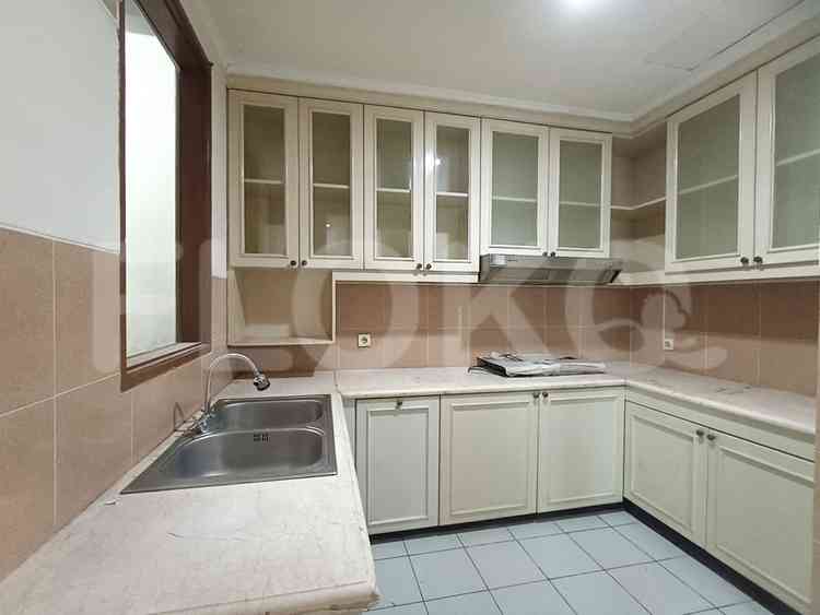 Disewakan Rumah 4 BR, Luas 400 m2 di Pondok Indah, Pondok Indah 6