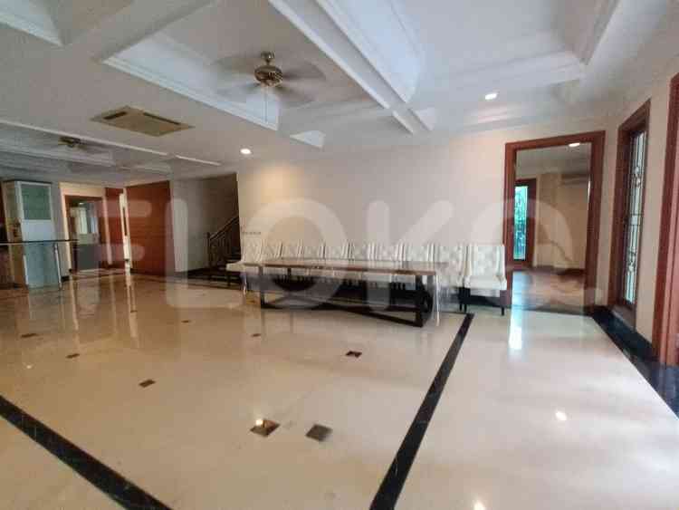 Disewakan Rumah 5 BR, Luas 800 m2 di Pondok Indah, Pondok Indah 7