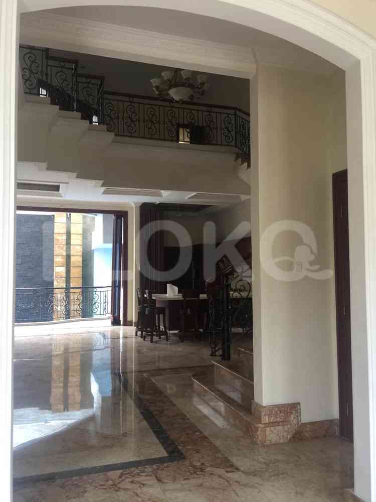 Disewakan Rumah 7 BR, Luas 600 m2 di Pondok Indah, Pondok Indah 5