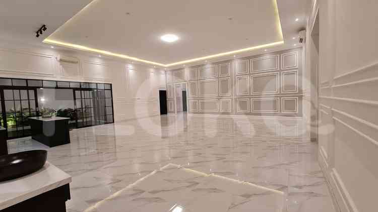 Dijual Rumah 4 BR, Luas 400 m2 di Jl Wijaya Kusuma, Cilandak 16