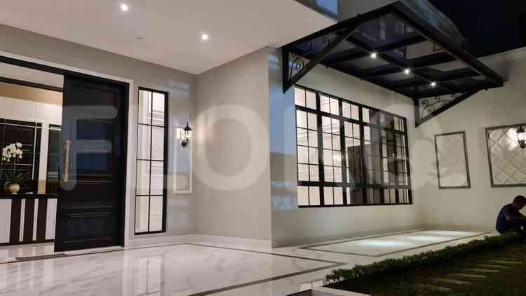 Dijual Rumah 4 BR, Luas 400 m2 di Jl Wijaya Kusuma, Cilandak 9