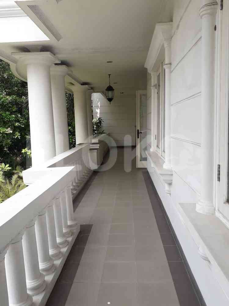 Disewakan Rumah 4 BR, Luas 487 m2 di Pondok Indah, Pondok Indah 11