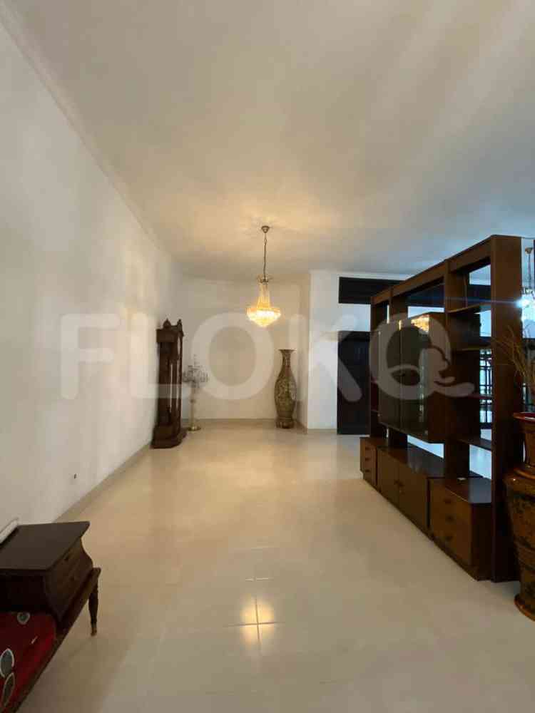 360 sqm, 3 BR house for sale in Central Kebayoran Baru, Blok M 7