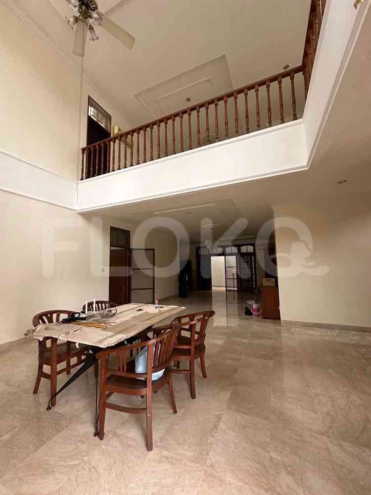 550 sqm, 5 BR house for rent in Metro Alam Indah, Pondok Indah 10