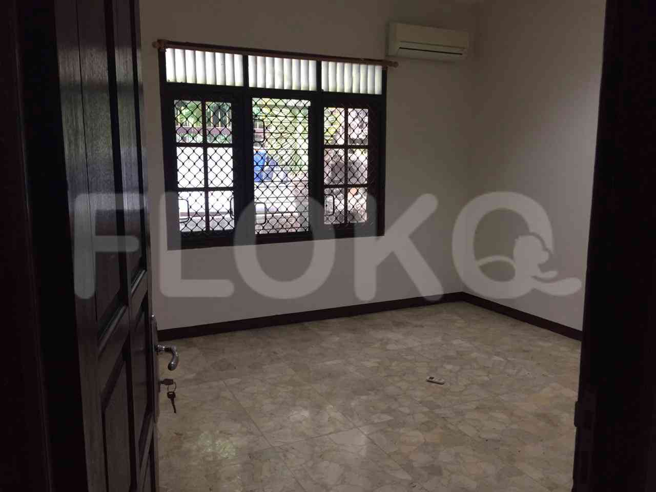 150 sqm, 3 BR house for sale in Jl Sampit, Blok M 4