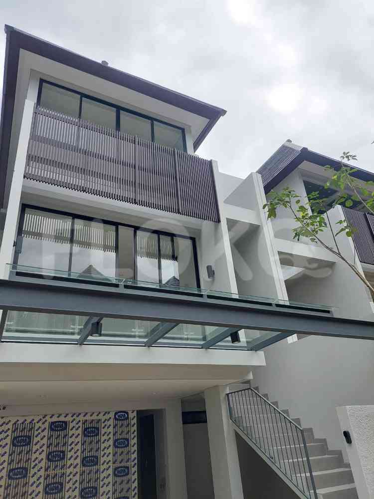 220 sqm, 3 BR house for rent in Serenia Quantum, Lebak Bulus 2