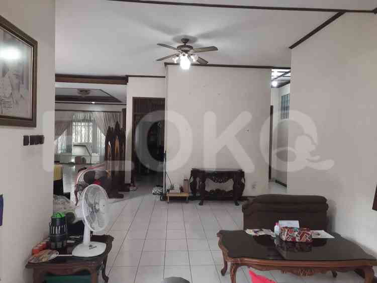 380 sqm, 6 BR house for rent in Jl. Pertanin III, Lebak Bulus 5