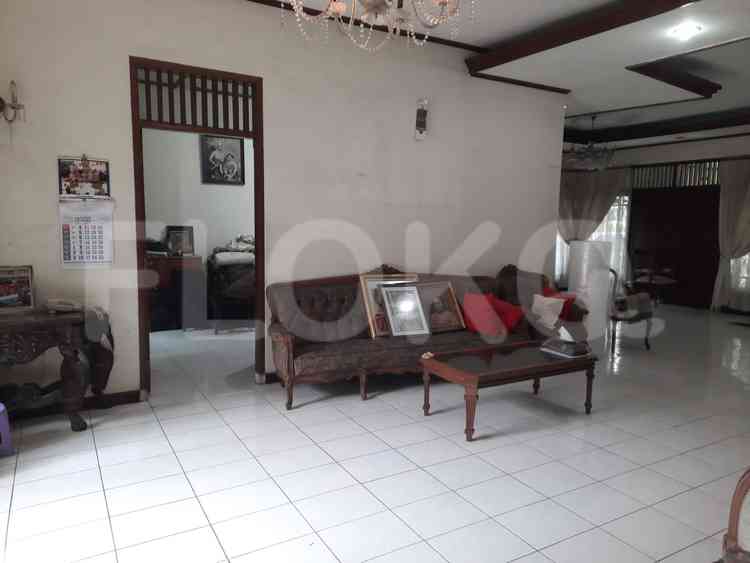 380 sqm, 6 BR house for rent in Jl. Pertanin III, Lebak Bulus 6