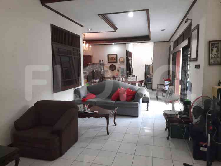 380 sqm, 6 BR house for rent in Jl. Pertanin III, Lebak Bulus 7