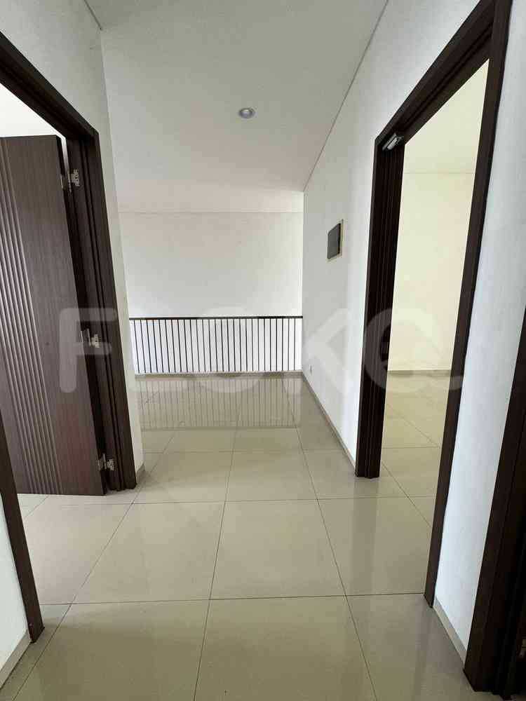 230 sqm, 4 BR house for rent in Serenia Hills, Lebak Bulus 10