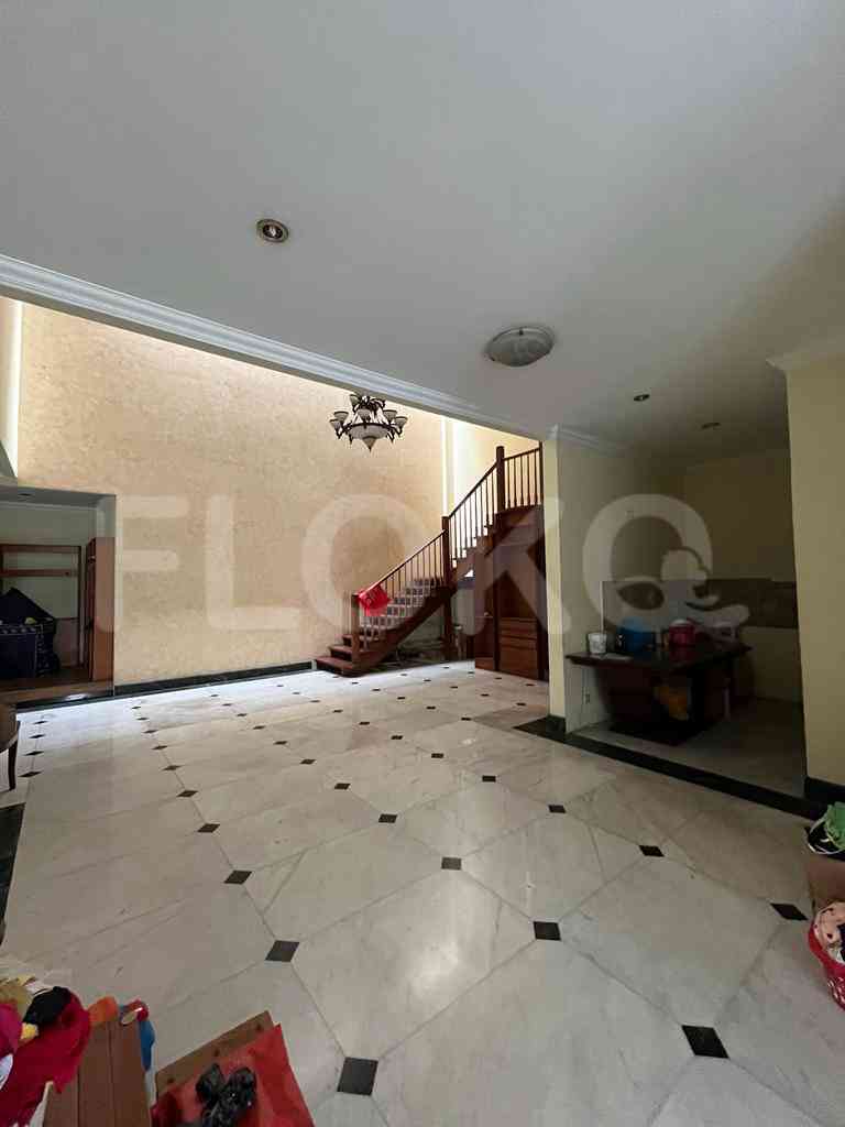 200 sqm, 4 BR house for sale in Jl. Mendawai III no.14, Blok M 5