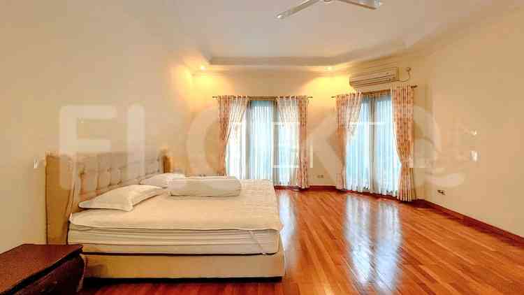 Disewakan Rumah 4 BR, Luas 600 m2 di Pondok Indah, Pondok Indah 9