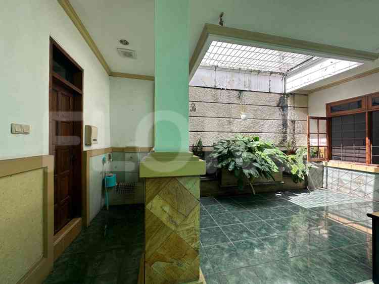 1020 sqm, 7 BR house for sale in Jl Utama Asem Baris, Tebet 4