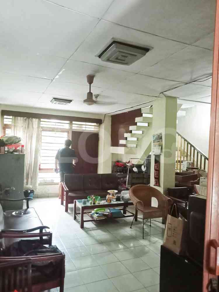 750 sqm, 8 BR house for sale in Kebayoran Baru, Blok M 2