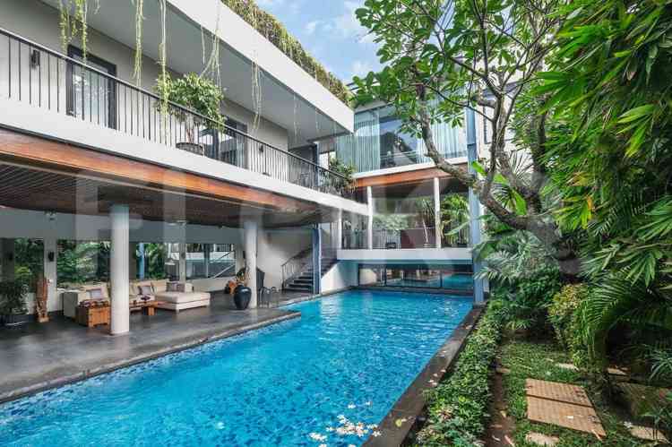 1000 sqm, 5 BR house for rent in Kemang, Kemang 1