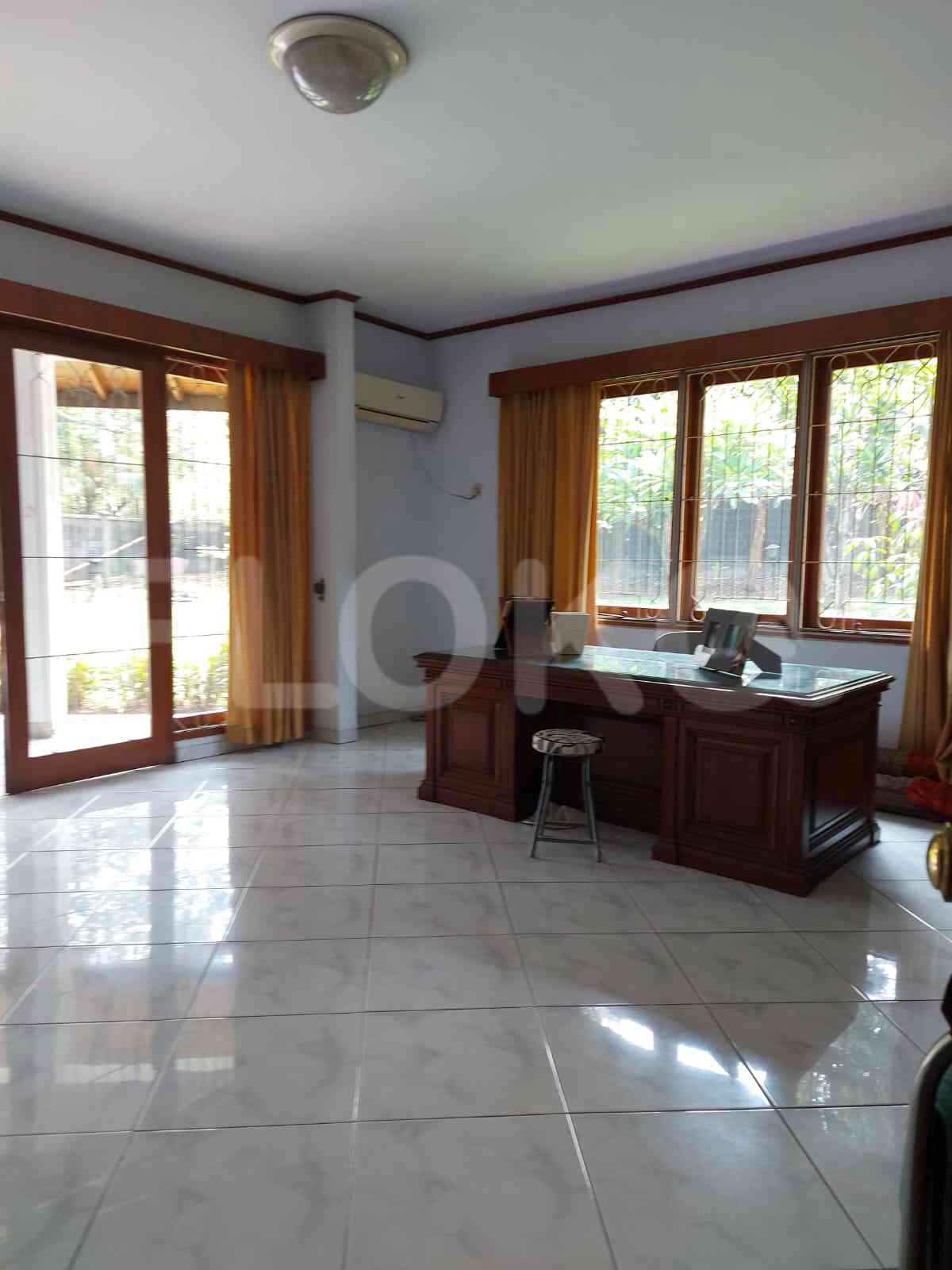 Disewakan Rumah 5 BR, Luas 900 m2 di Lebak Bulus, Lebak Bulus 6