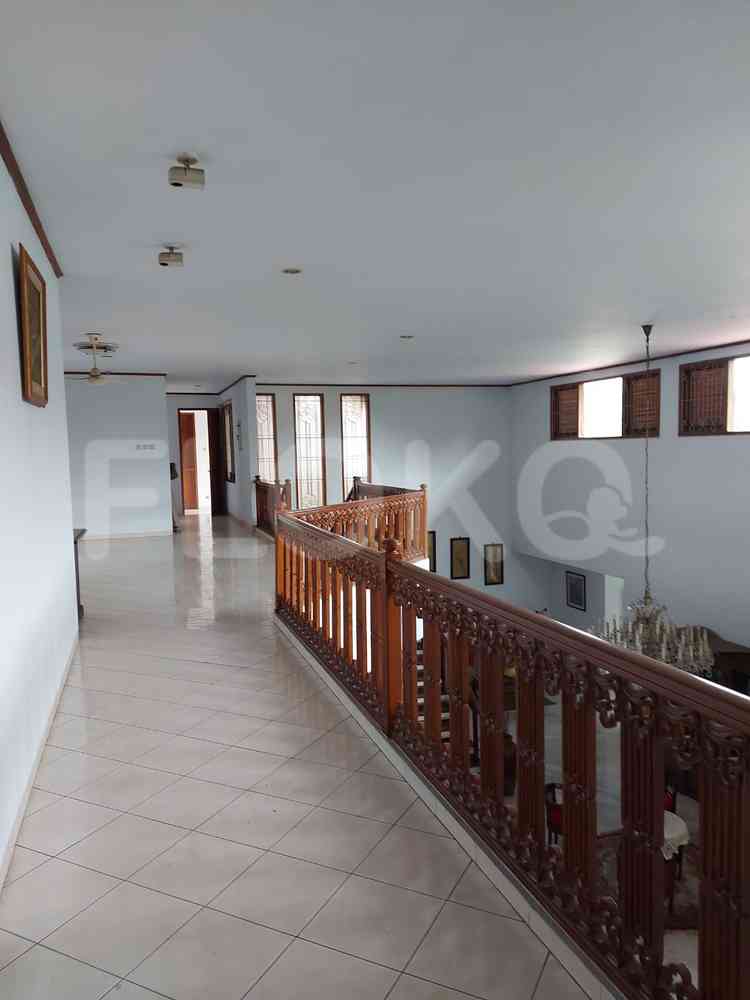 900 sqm, 5 BR house for rent in Lebak Bulus, Lebak Bulus 3