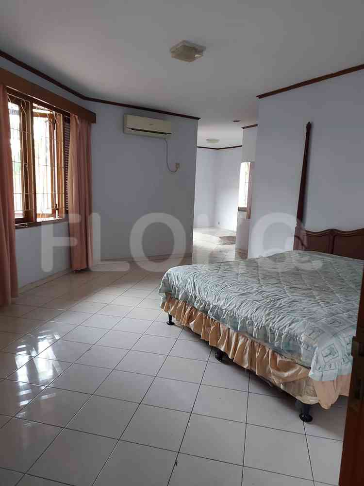 900 sqm, 5 BR house for rent in Lebak Bulus, Lebak Bulus 4